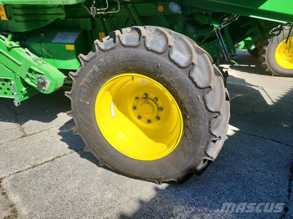 John Deere T 670 i Mietitrebbiatrici