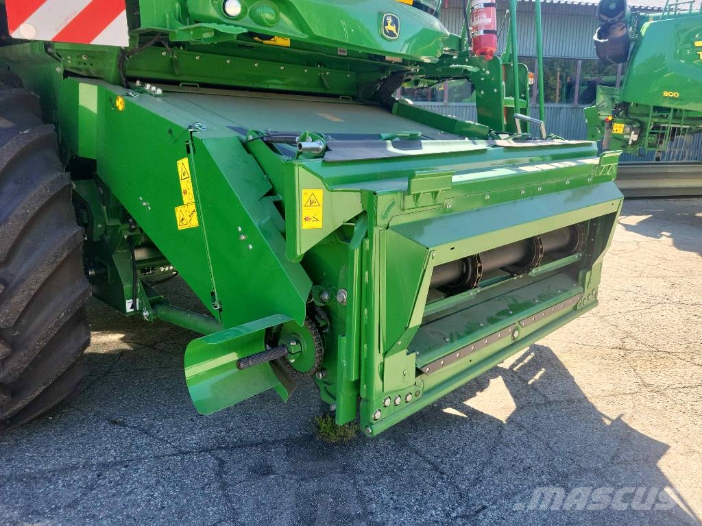 John Deere T 670 i Mietitrebbiatrici