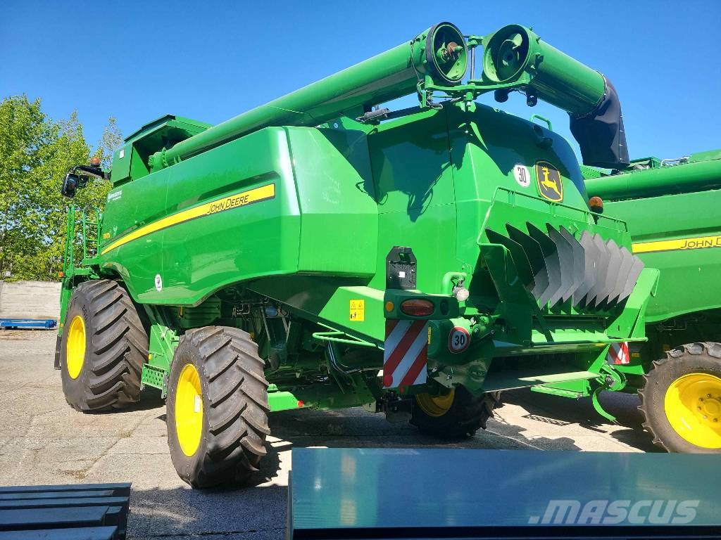 John Deere T 670 i Mietitrebbiatrici