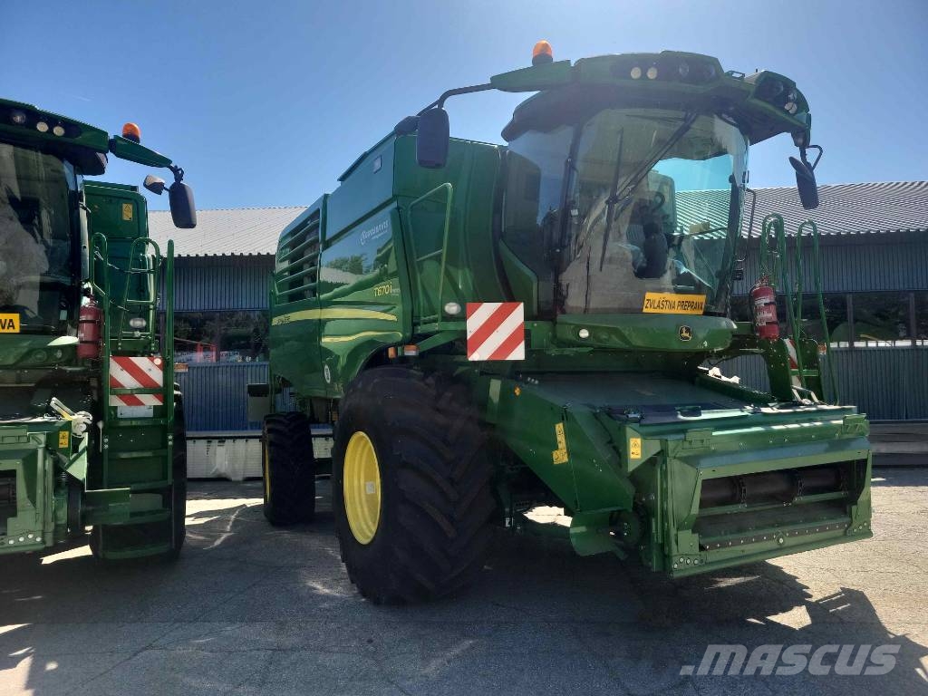 John Deere T 670 i Mietitrebbiatrici