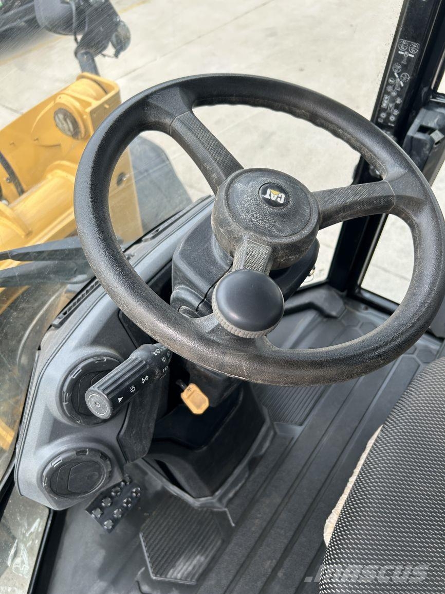CAT 906 (8758) Multi purpose loaders
