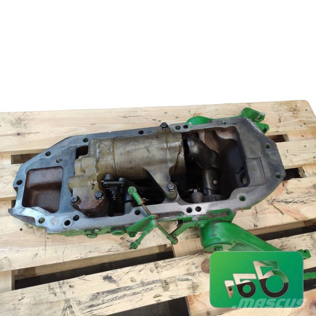 John Deere 2030 Rear Lift Backpack L31272 L32061 AL27260 底盘和悬架