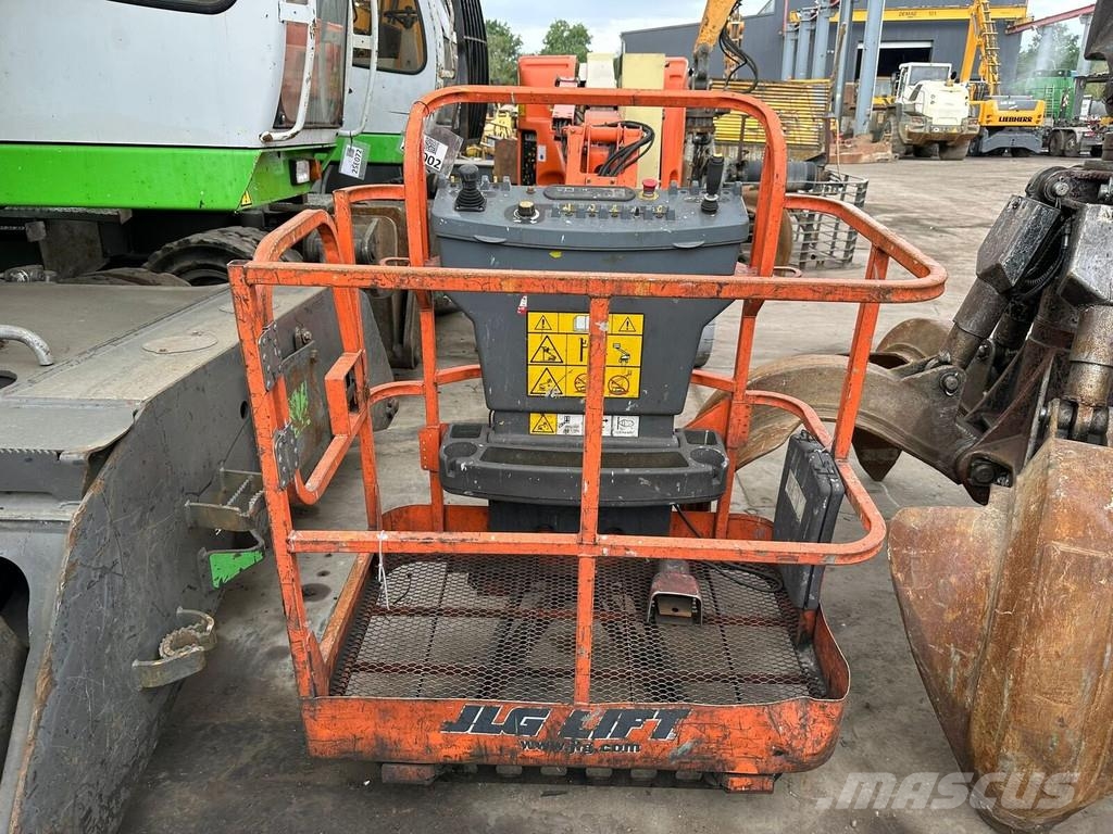 JLG E 300 AJP Piattaforme a braccio articolato