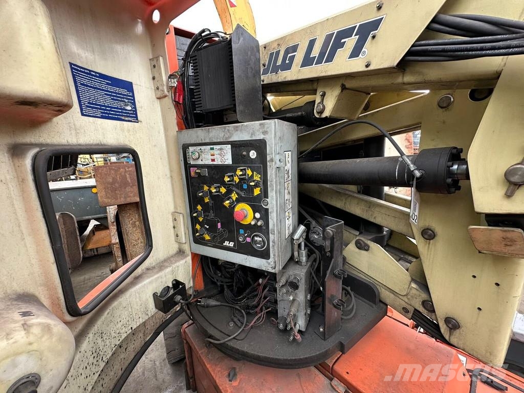 JLG E 300 AJP Piattaforme a braccio articolato