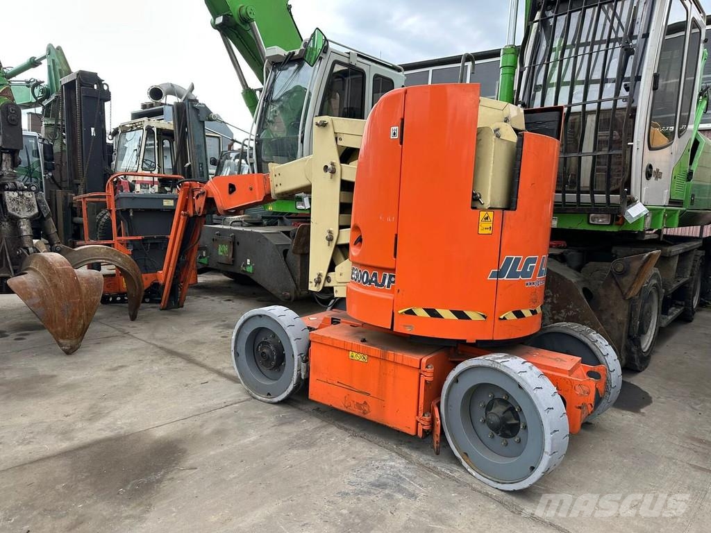JLG E 300 AJP Piattaforme a braccio articolato
