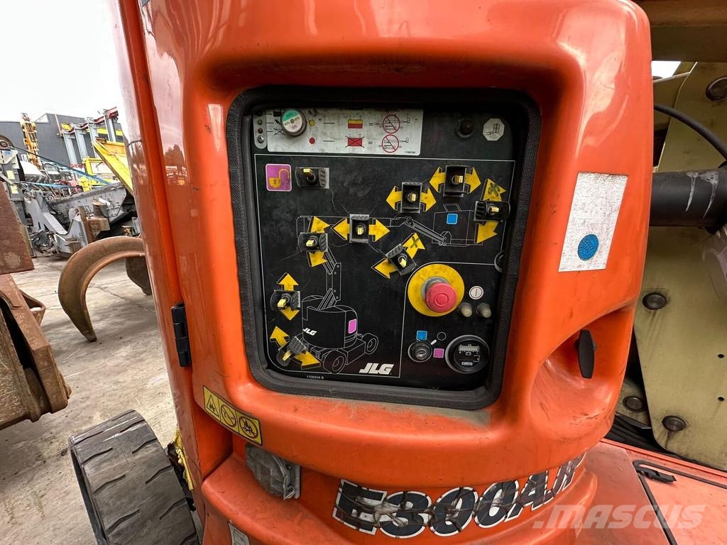 JLG E 300 AJP Piattaforme a braccio articolato