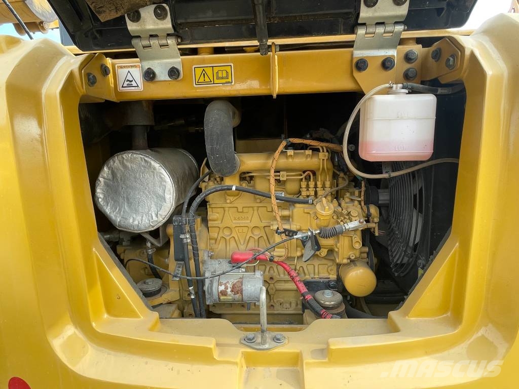 CAT 305.5 E 2 Koparki gąsienicowe