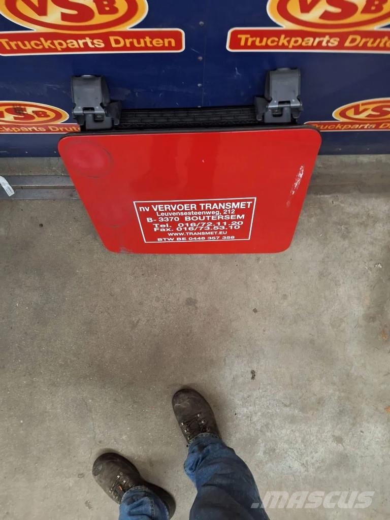 Scania Handschoenen luik vak Кабины