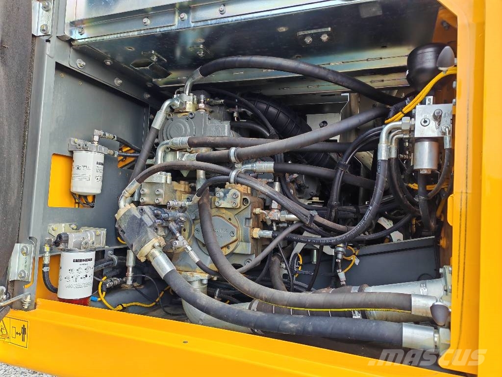 Liebherr R 926 G8 Escavadeiras de esteiras