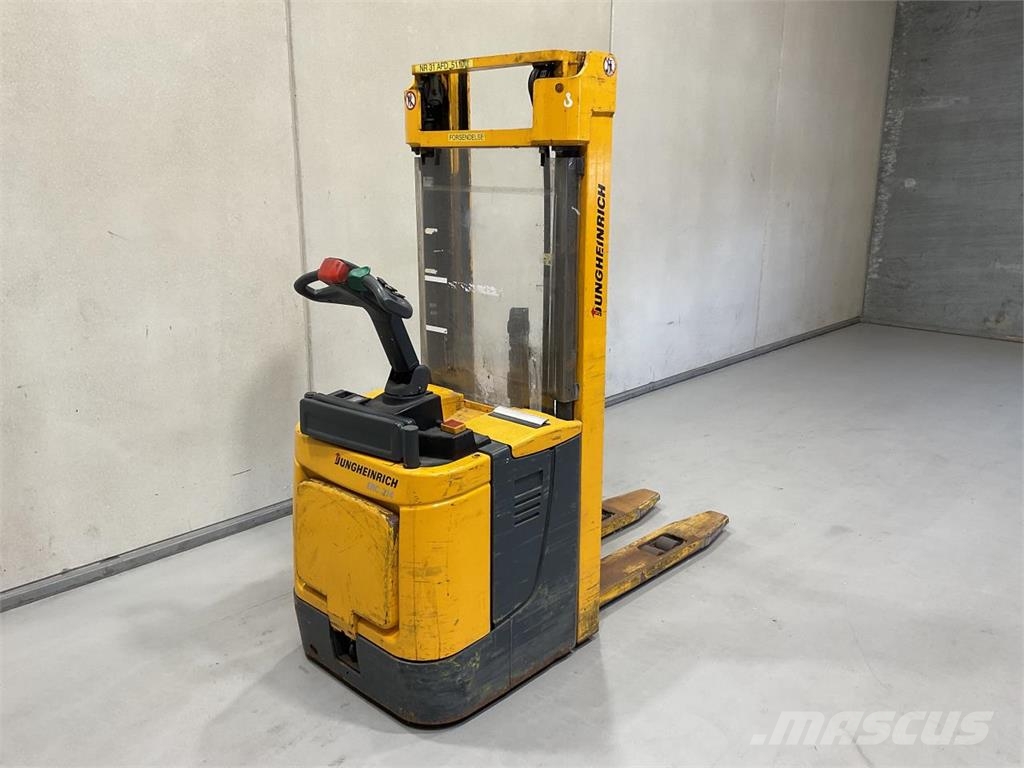 Jungheinrich ERC 214 Stand-in stackers