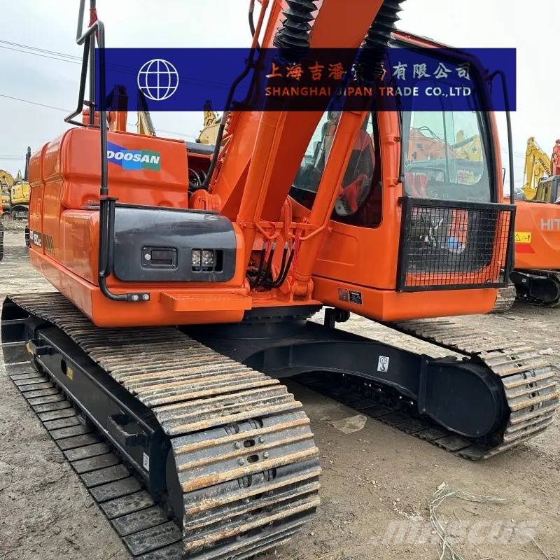 Doosan DX 150 中型挖掘机