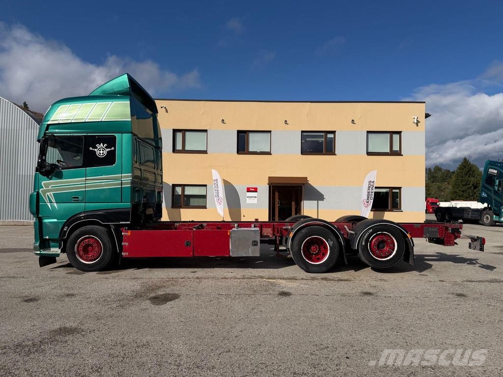 DAF XF530 6X2*4 EURO6 + CHASSIS 7350MM Šasija ar kabīni