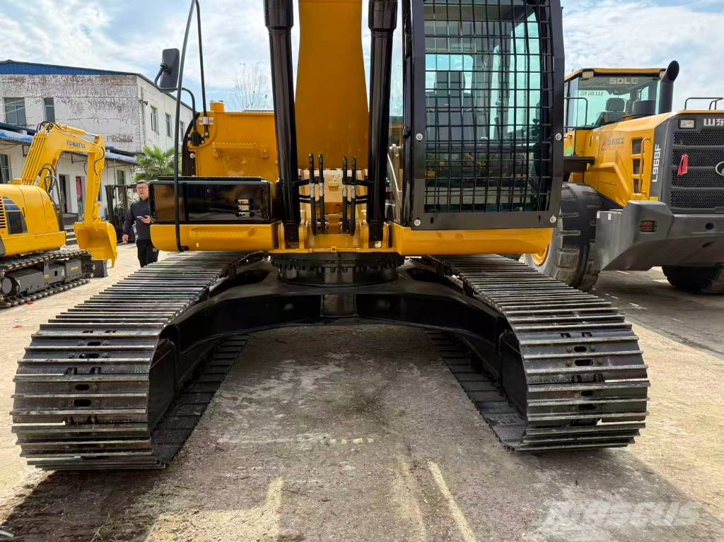 CAT 323D2L Kāpurķēžu ekskavatori
