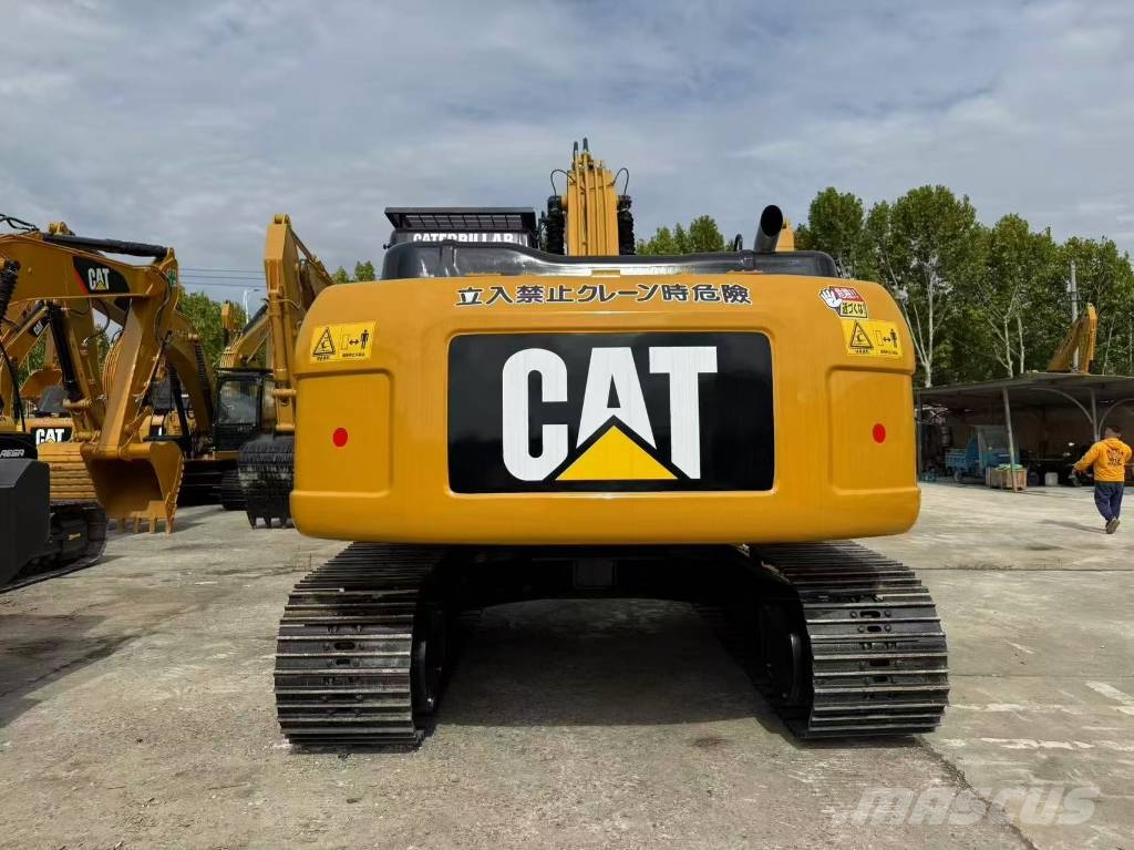 CAT 323D2L Kāpurķēžu ekskavatori