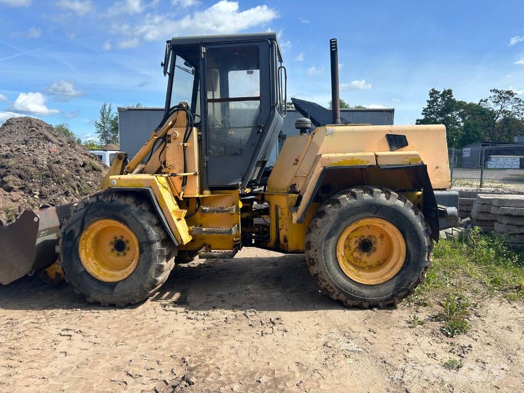 JCB 410 Cargadoras sobre ruedas