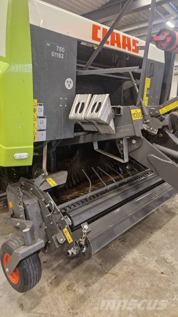 CLAAS Rollant 455 RC Uniwrap Round balers