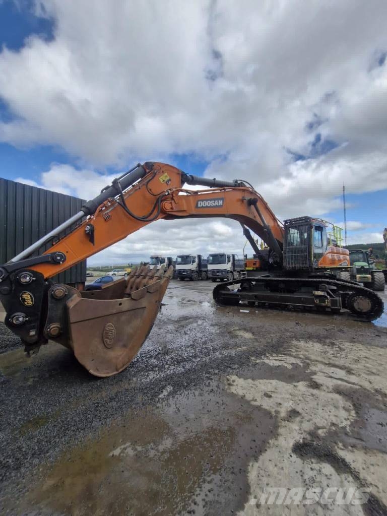 Doosan DX 530 LC-7 Koparki gąsienicowe