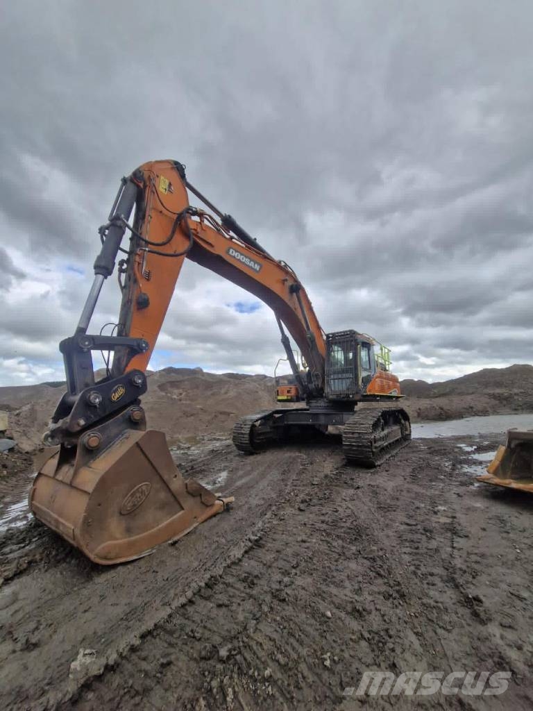 Doosan DX 530 LC-7 Koparki gąsienicowe
