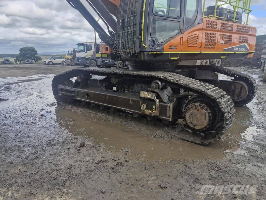 Doosan DX 530 LC-7 Koparki gąsienicowe