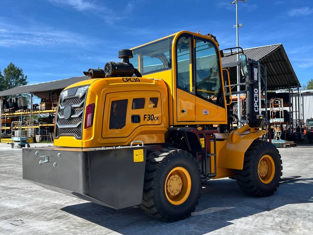 CNH CPC30 F30CK Dieseltrukit