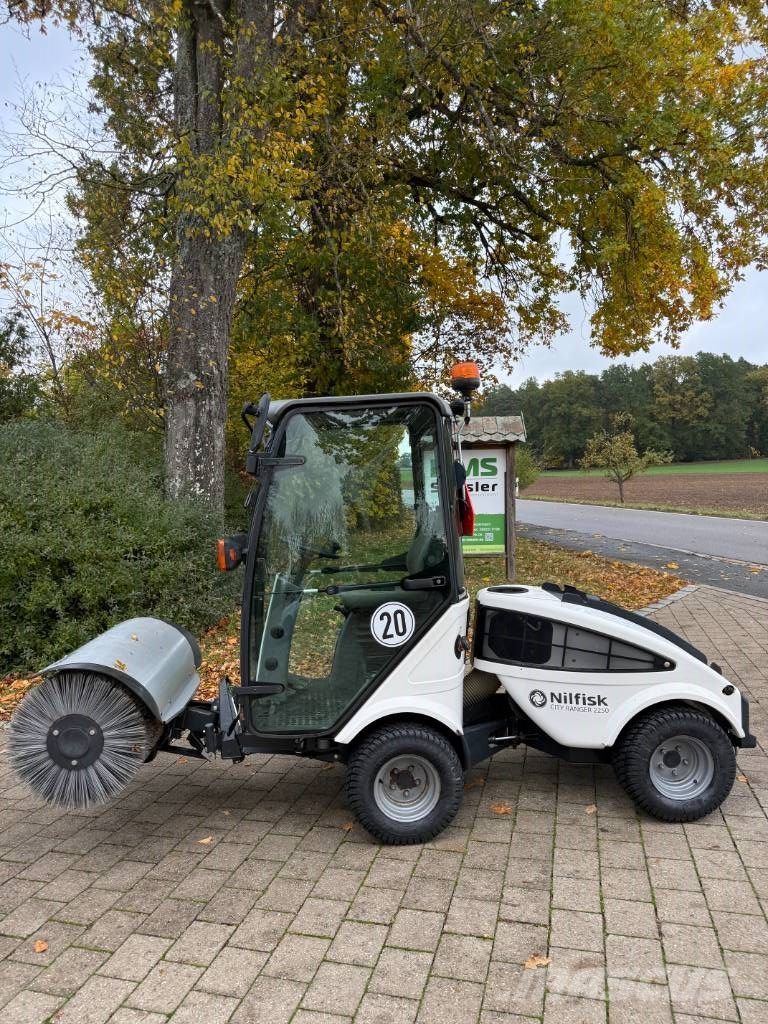 Egholm City Ranger 2250 كناسات