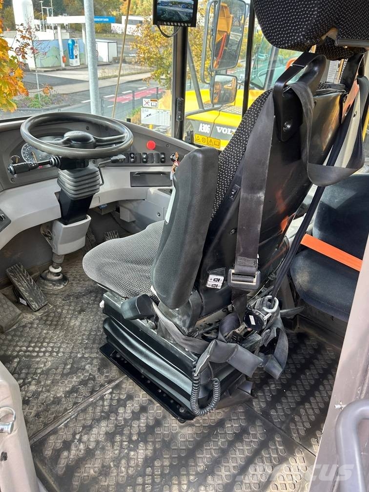 Volvo A 30 G アーティキュレート式ダンプトラック