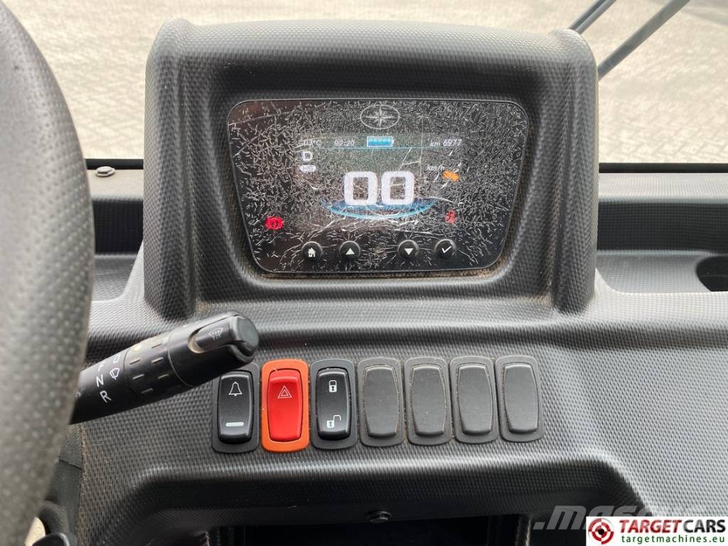 Goupil G4 Electric UTV Utility Closed Box van Fourgon