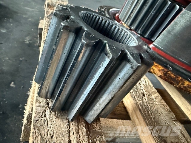 Bell B 40 C/D FINAL DRIVE GEARS Ašys
