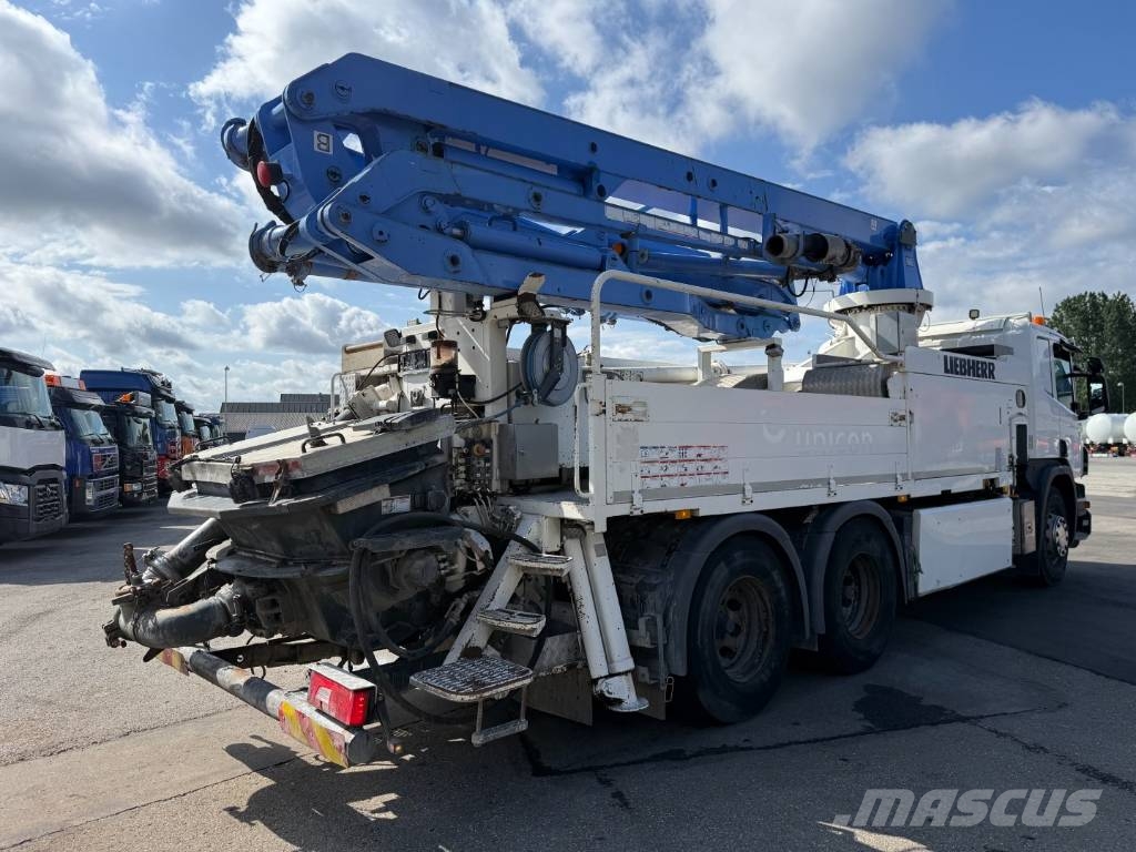 Scania P370 6x4 Liebherr THP140H 24 M4 XH Camiones de concreto