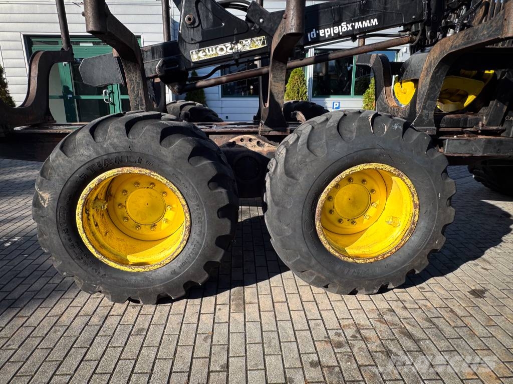 John Deere 1110 E Forvarderi