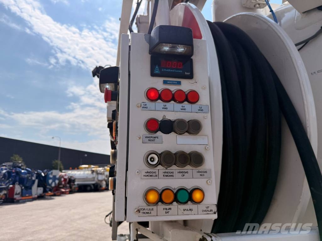 Renault T430 DTI 6x2 Hvidtved Larsen SLP 10.5 ADR Camiones aspiradores/combi