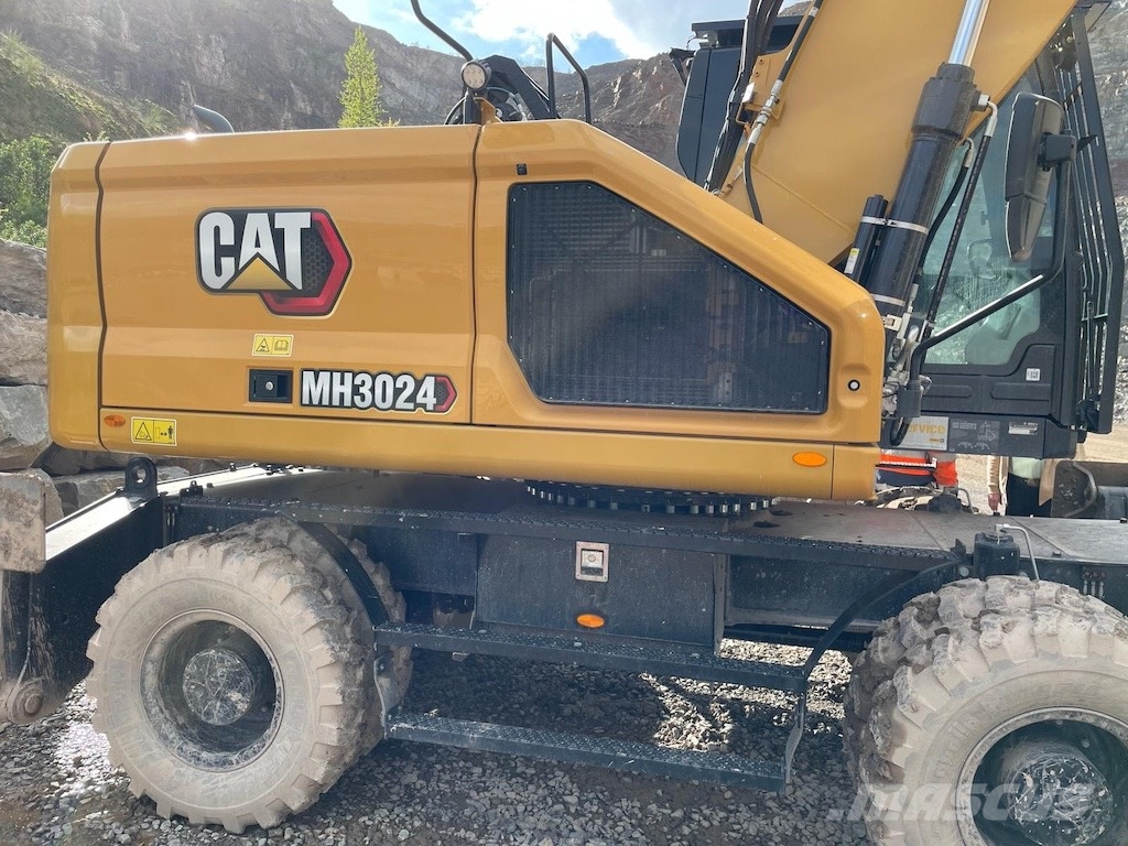 CAT MH3024 廢棄物/工業用操作車