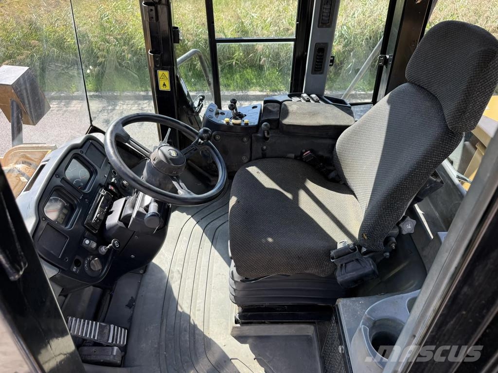 CAT 972H Full Steering wheel Utovarivači na točkove