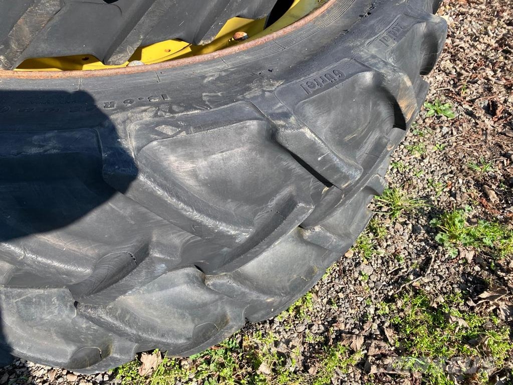 270/95R36 Hjul, Dæk og Fælge