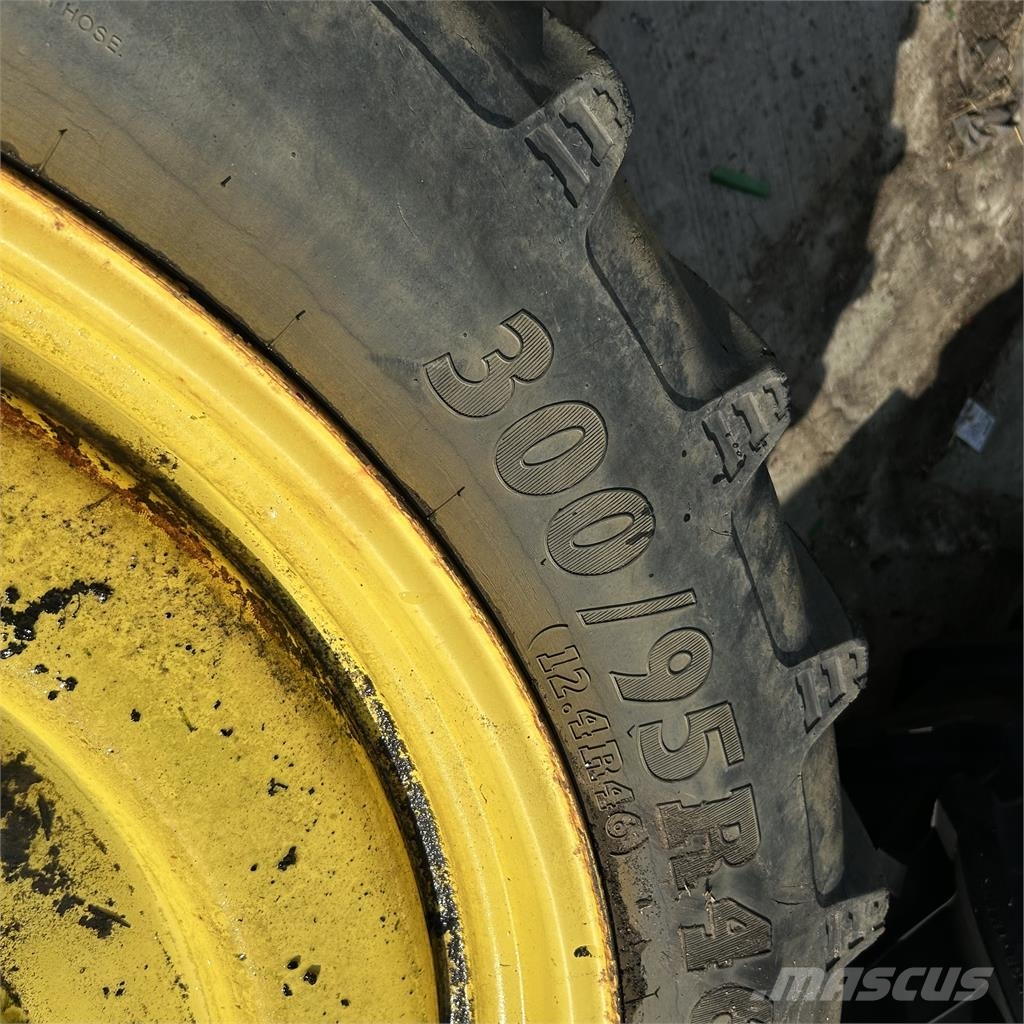  300/95R46 Hjul, Dæk og Fælge