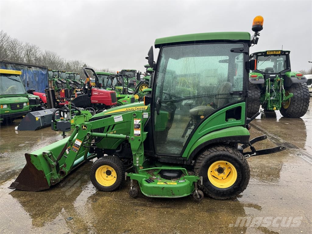 John Deere 1026R CAB CUT 소형 트랙터