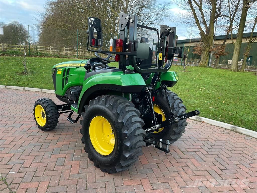 John Deere 2038R 60D 소형 트랙터