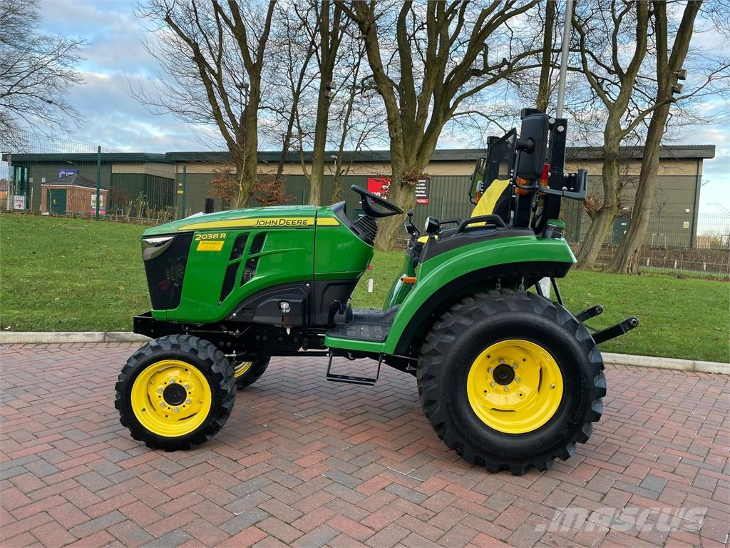 John Deere 2038R 60D 소형 트랙터