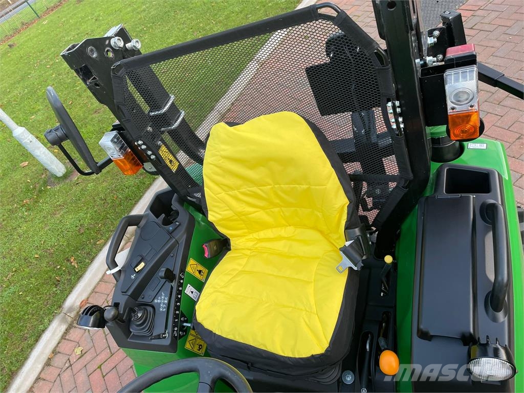 John Deere 2038R 60D 소형 트랙터