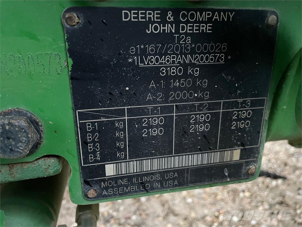 John Deere 3046R ROPS Kompaktné traktory