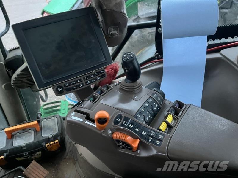 John Deere 6195R Traktori