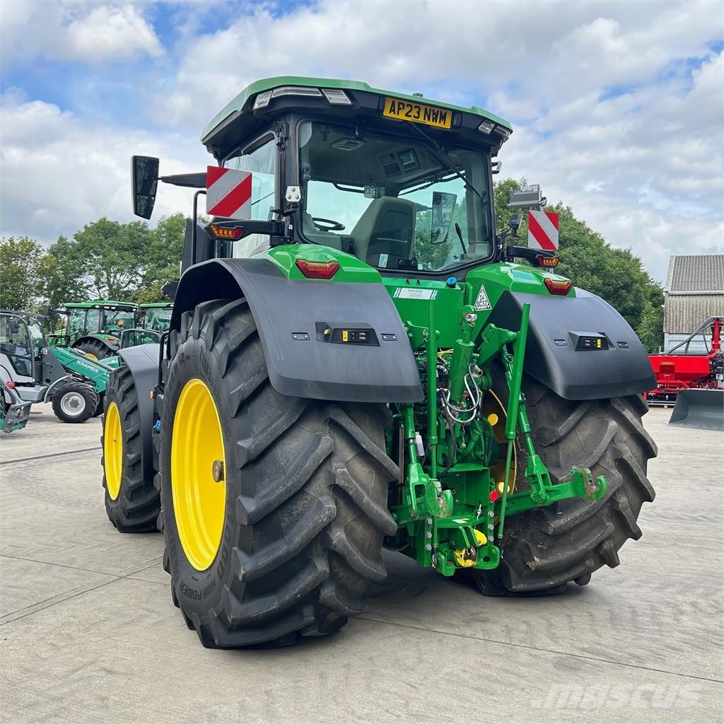 John Deere 7R330 Трактори