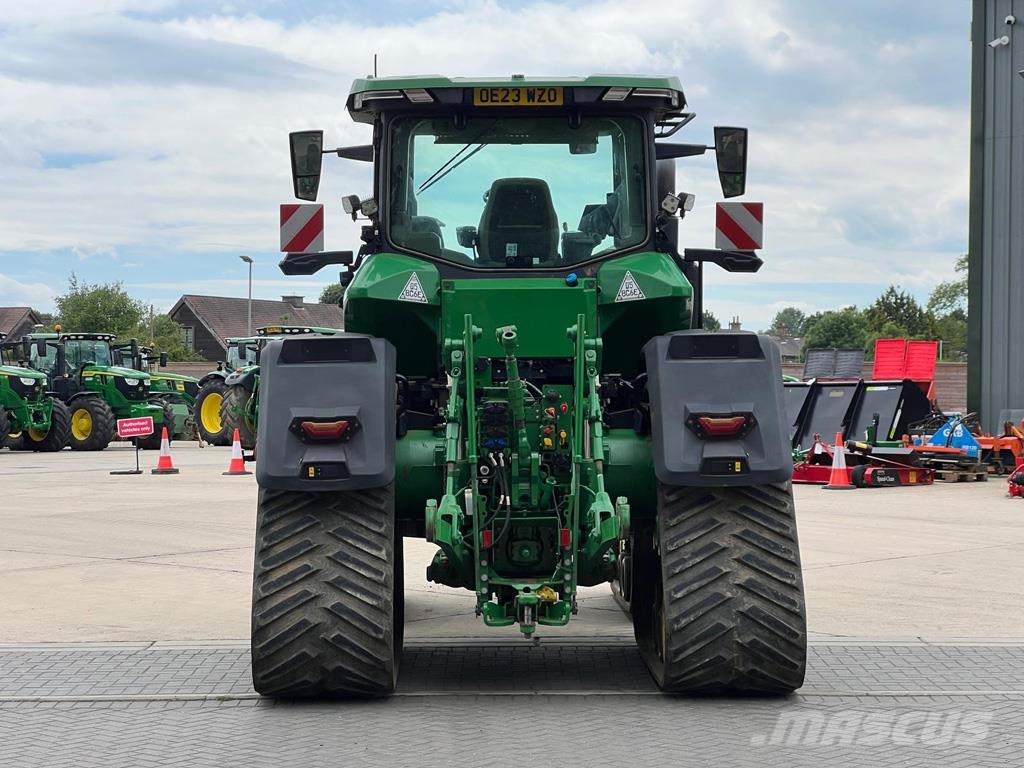 John Deere 8RX410 Traktoren