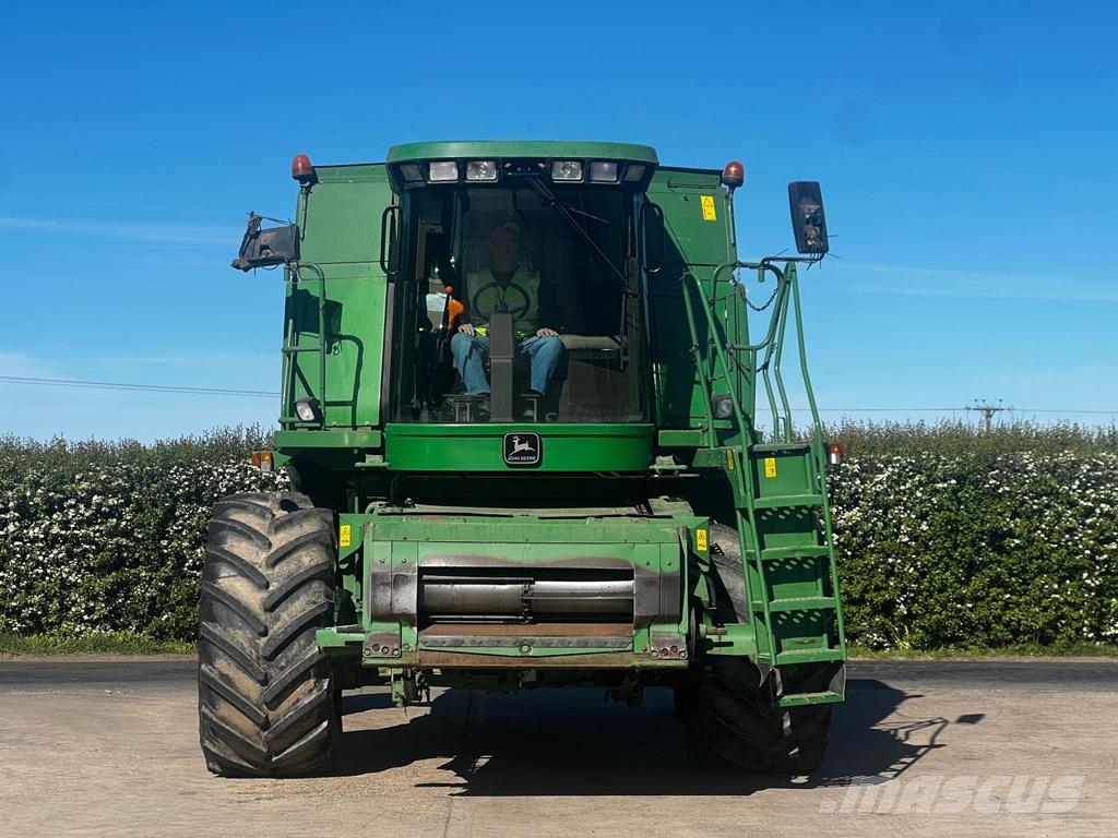 John Deere 9780 CTS Derliaus nuėmimo kombainai
