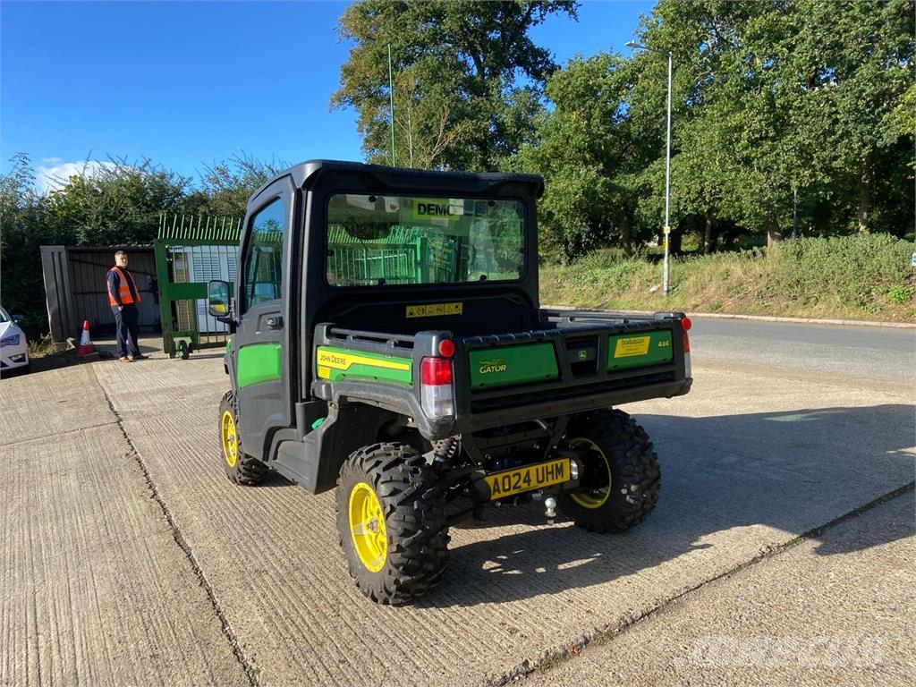 John Deere XUV865M Pomoćne mašine