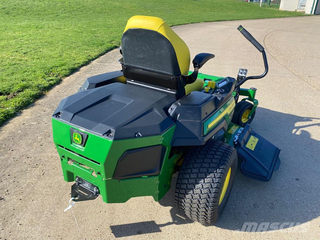 John Deere Z370R + 48 Otra maquinaria agrícola