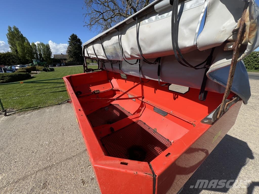Kuhn AXIS 40.1W Διαστρωτήρες ανοργάνων
