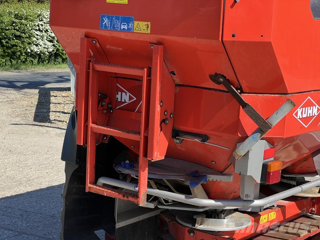 Kuhn AXIS 40.1W Διαστρωτήρες ανοργάνων