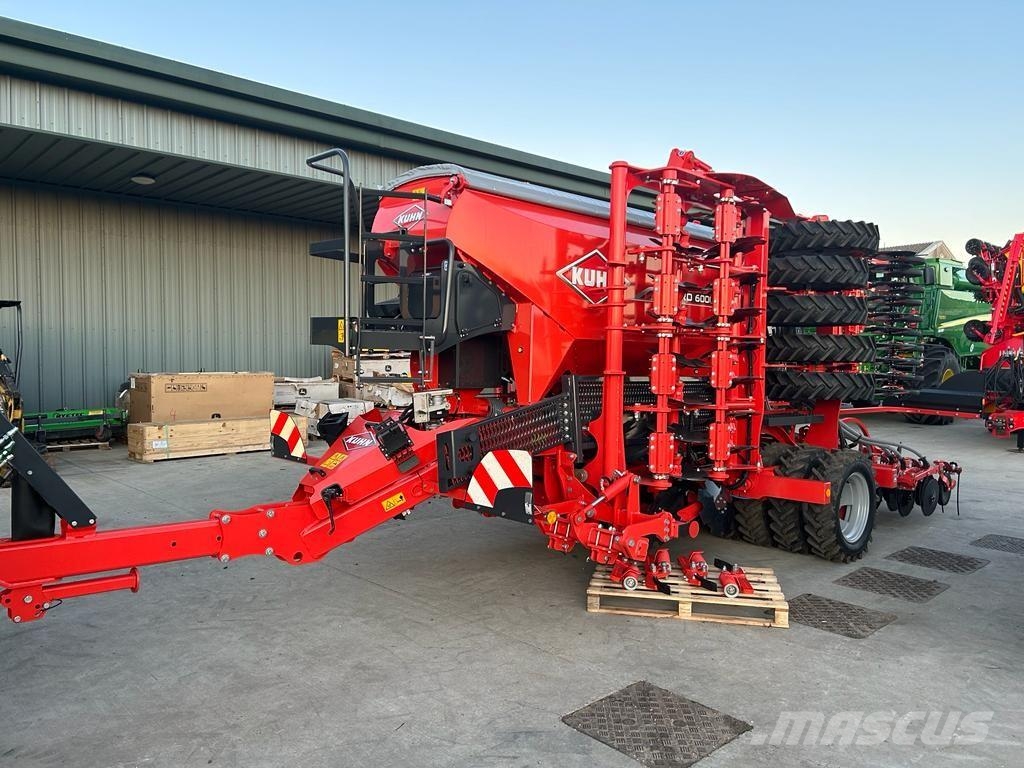 Kuhn ESPRO6000R Mechanické secí stroje