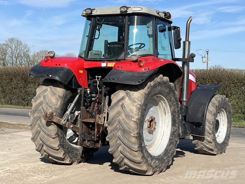 Massey Ferguson 7495 الجرارات